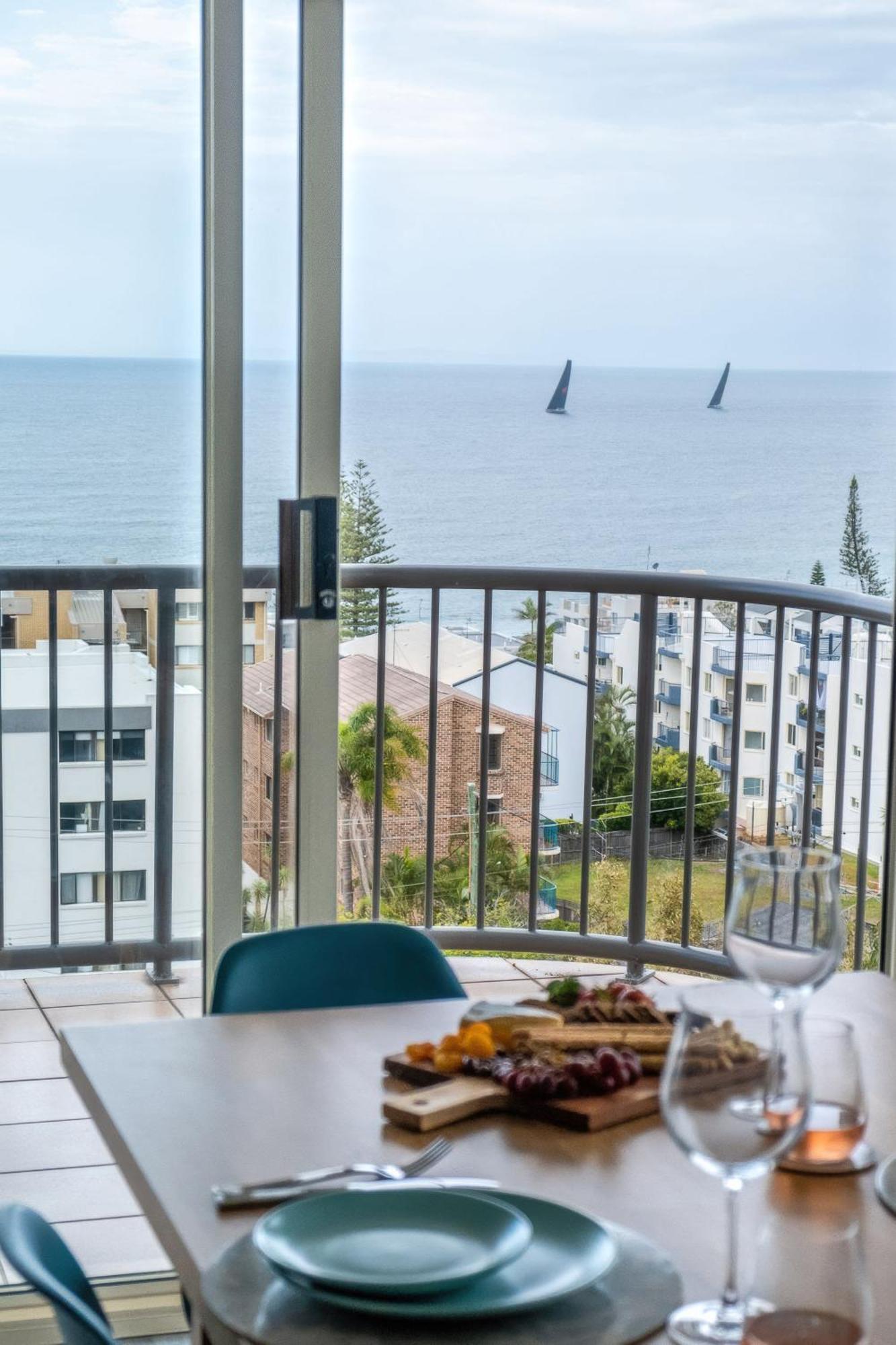 Apartment Kings Coast And Glasshouse Views - A
