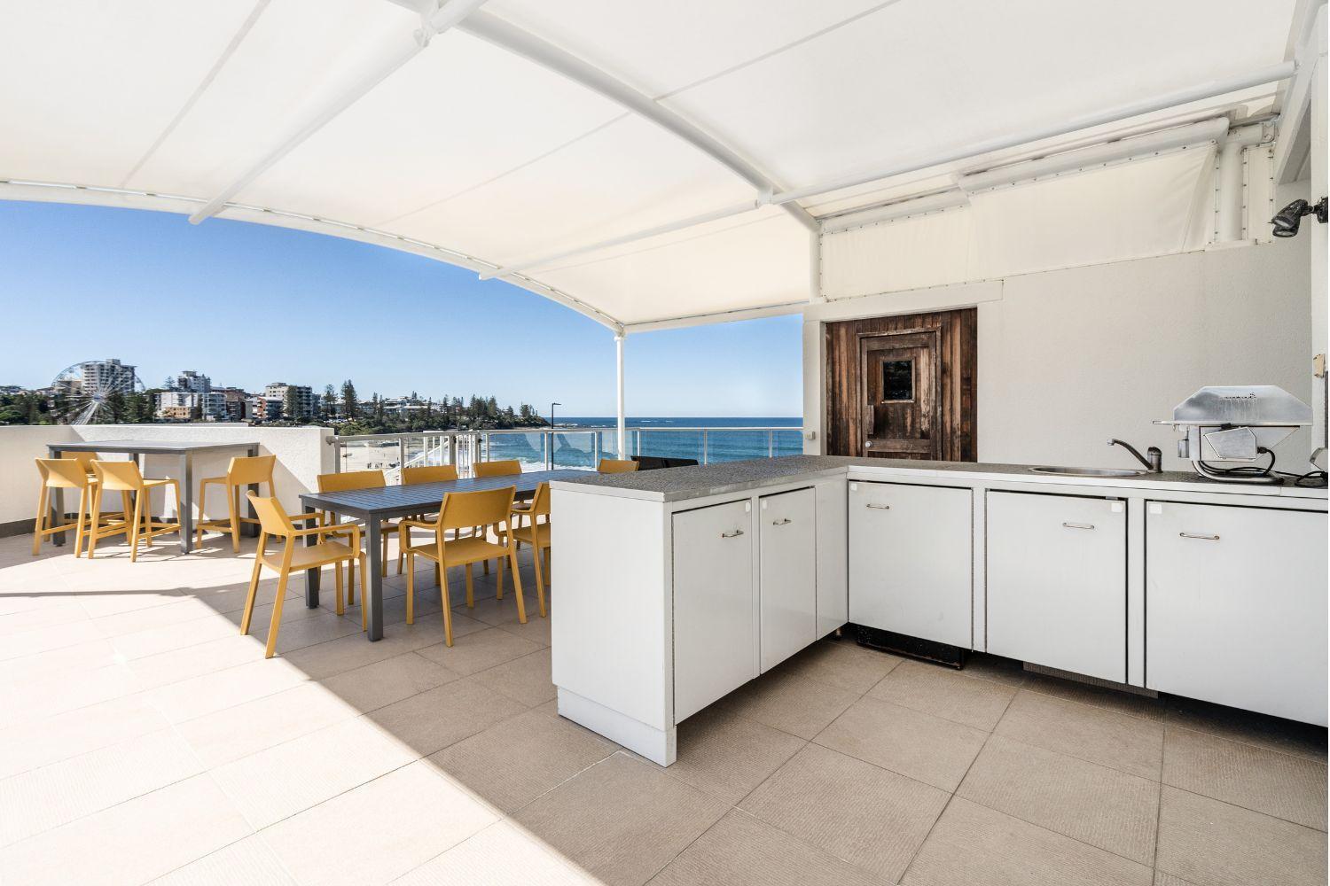Rolling Surf Resort Caloundra