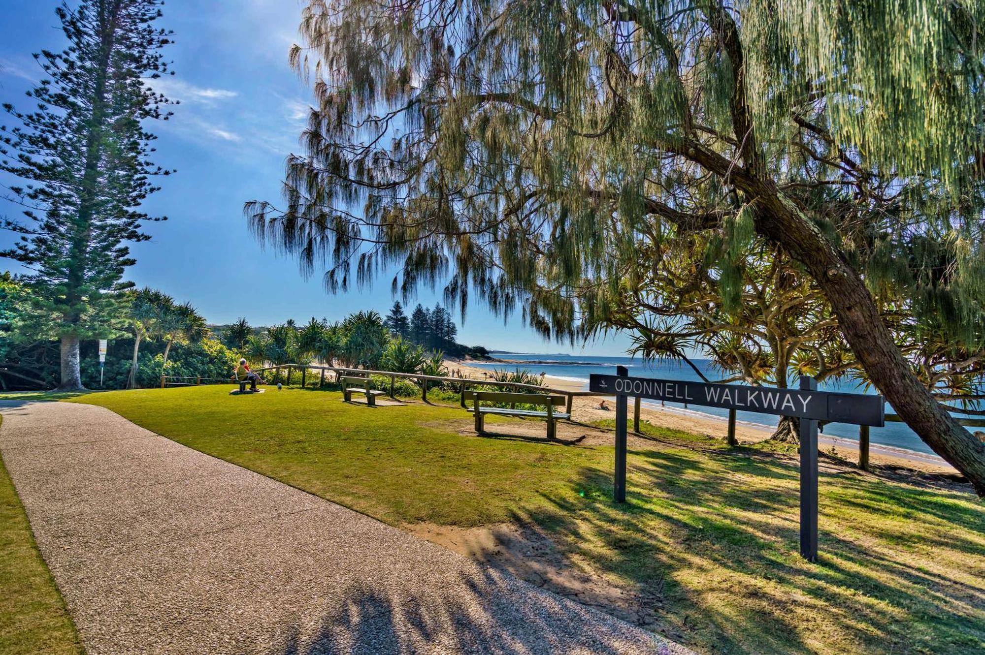 Moffat Coastal Contemporary Unit A Apartment Caloundra