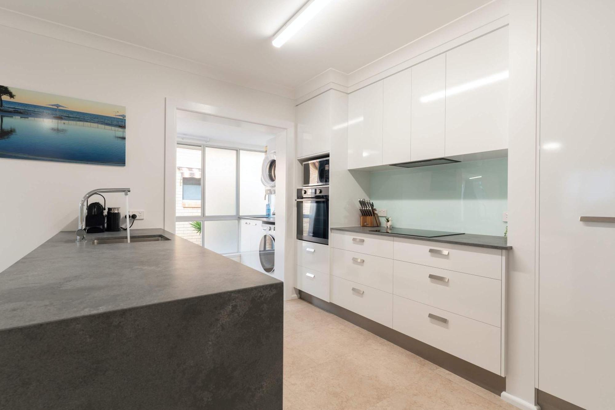 Apartment Moffat Coastal Contemporary Unit A Caloundra