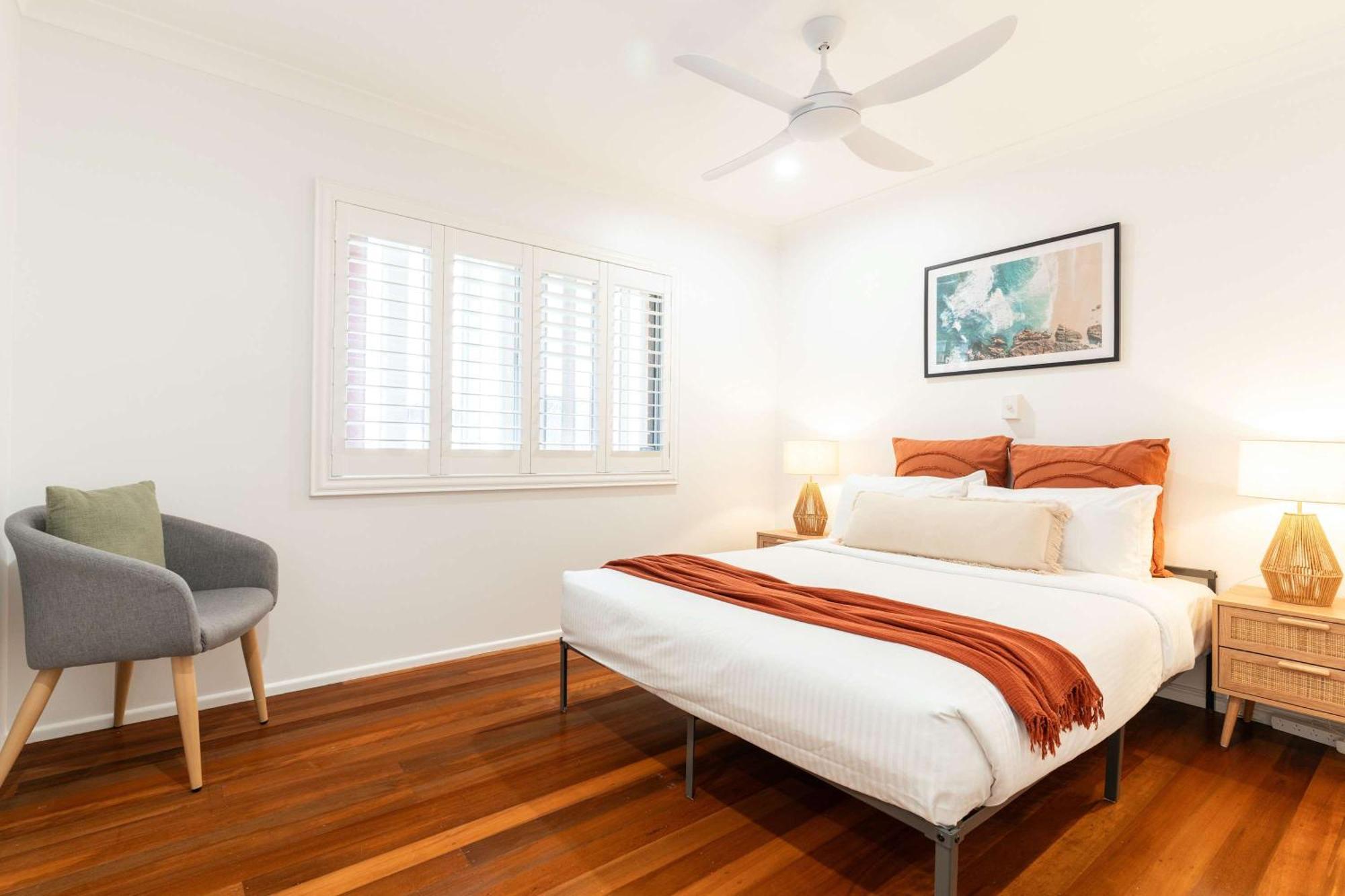 Moffat Coastal Contemporary Unit A Apartment Caloundra