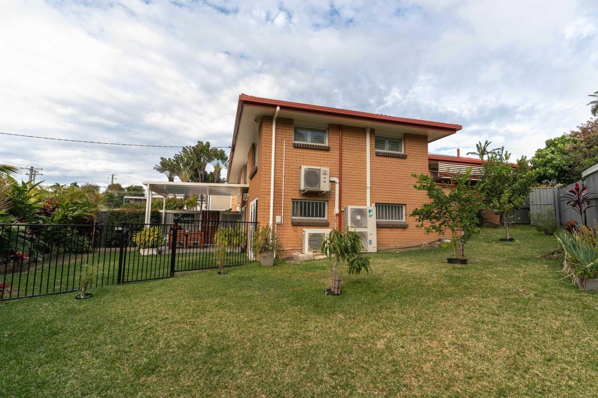 Apartment Moffat Coastal Contemporary Unit A *