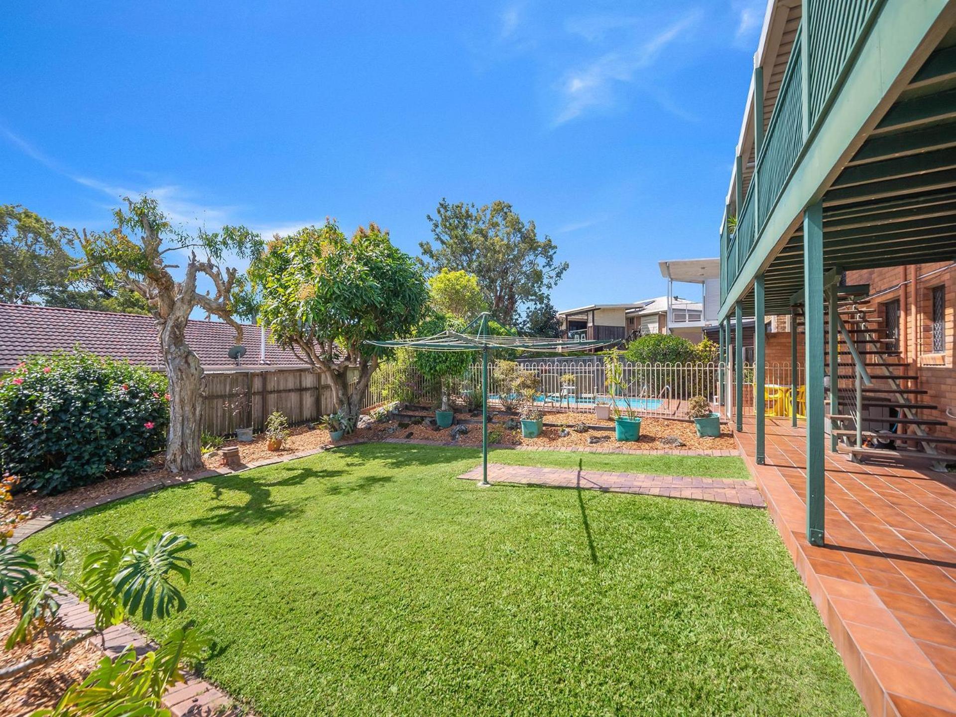 9 Rowell Street Battery Hill Qld * Caloundra