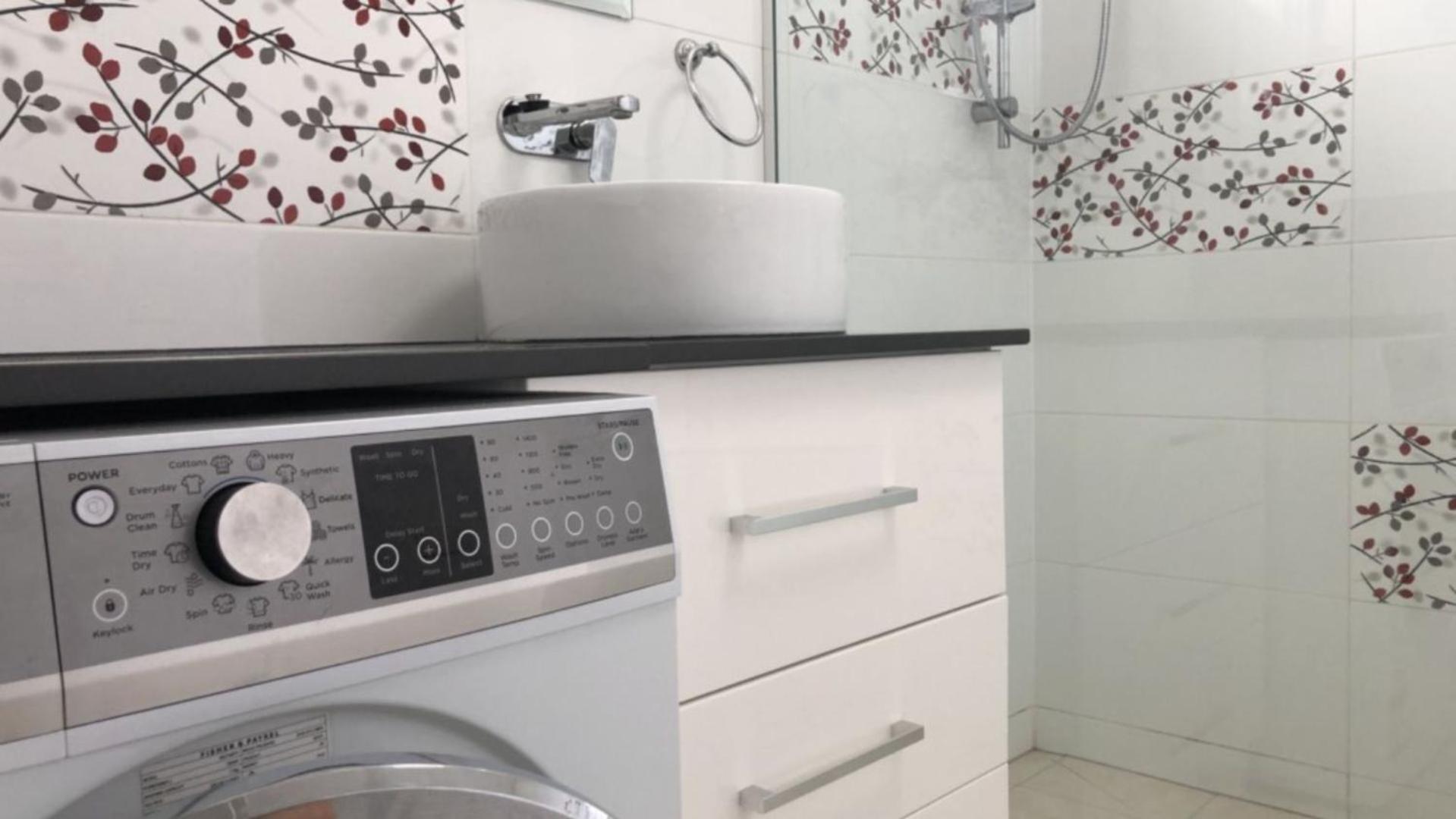 Salt Spray Unit 3 * Caloundra
