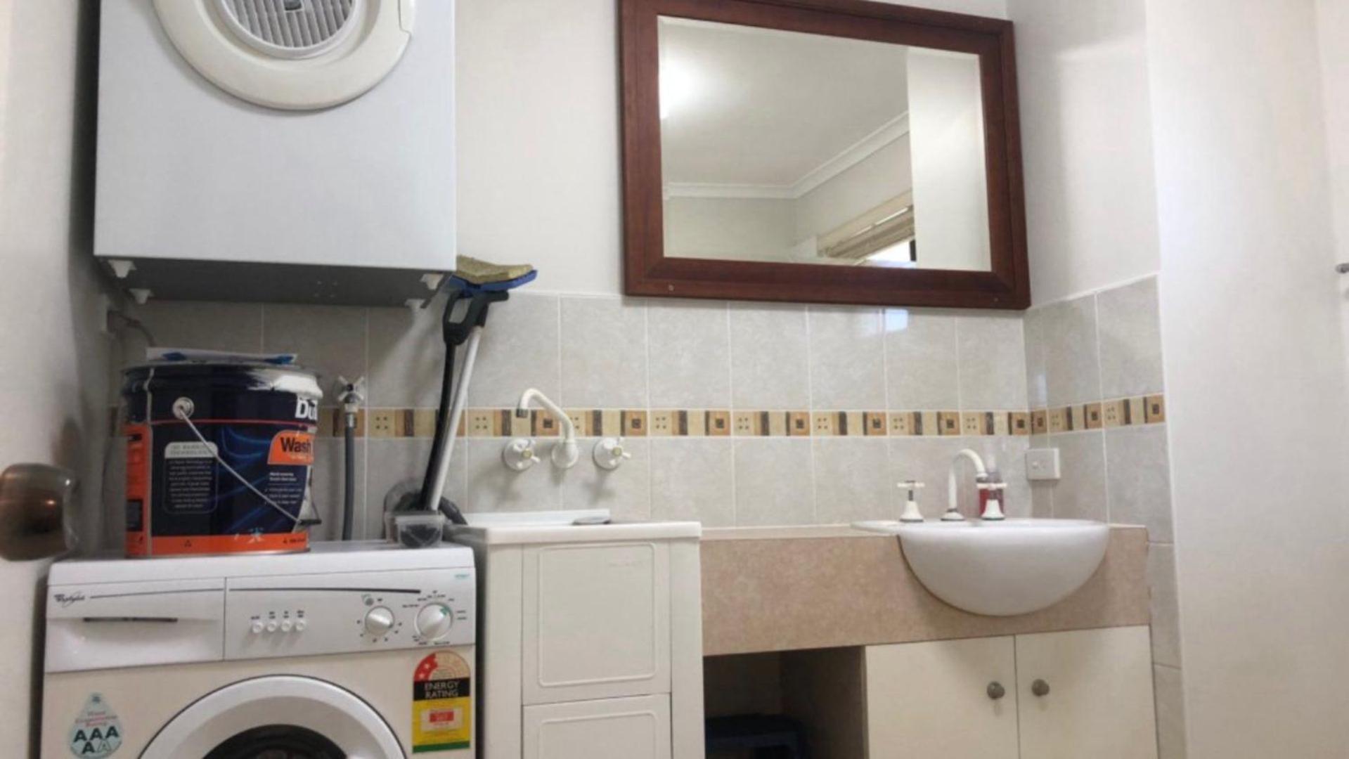 Apartment Beachside Court Unit 9 *