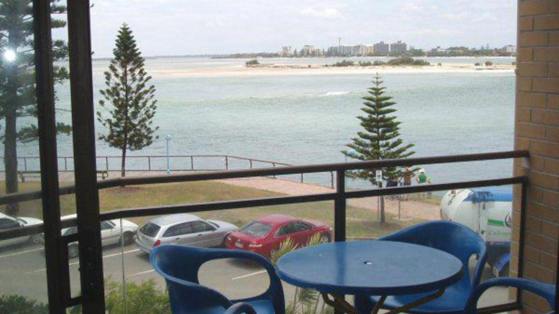 Allamanda Place Unit 5 *