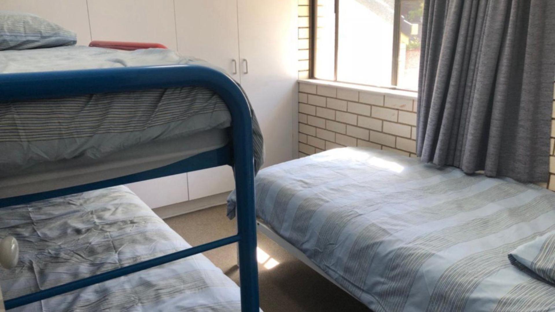 Beachside Court Unit 12 * Caloundra