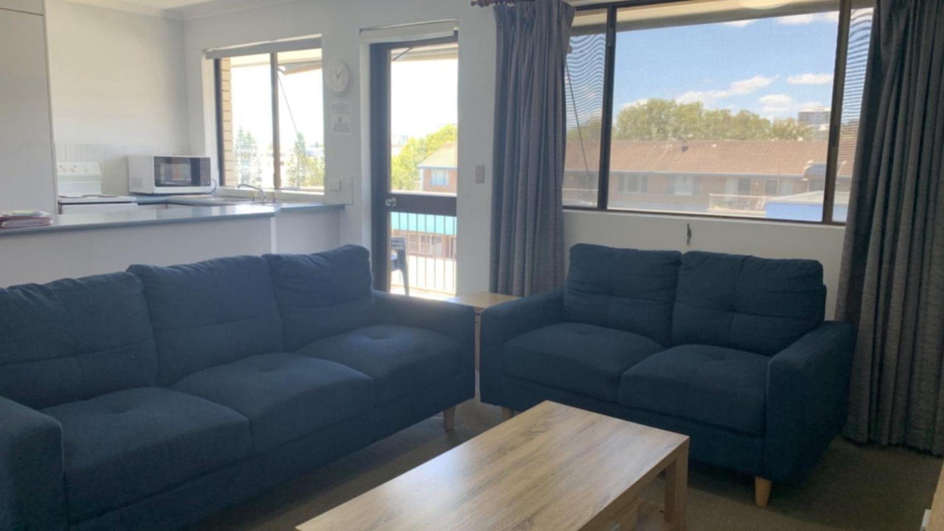 Apartment Beachside Court Unit 12 *