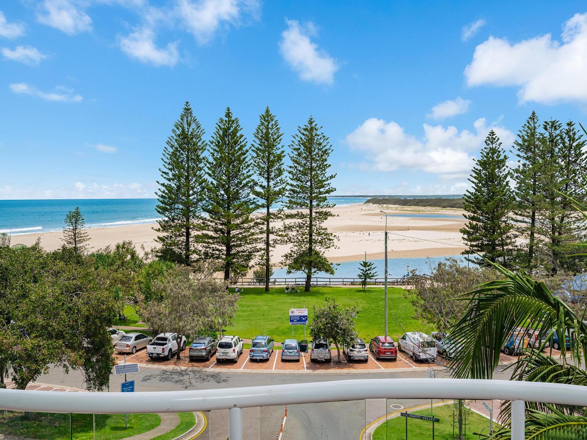 Waterview Aparthotel 4*