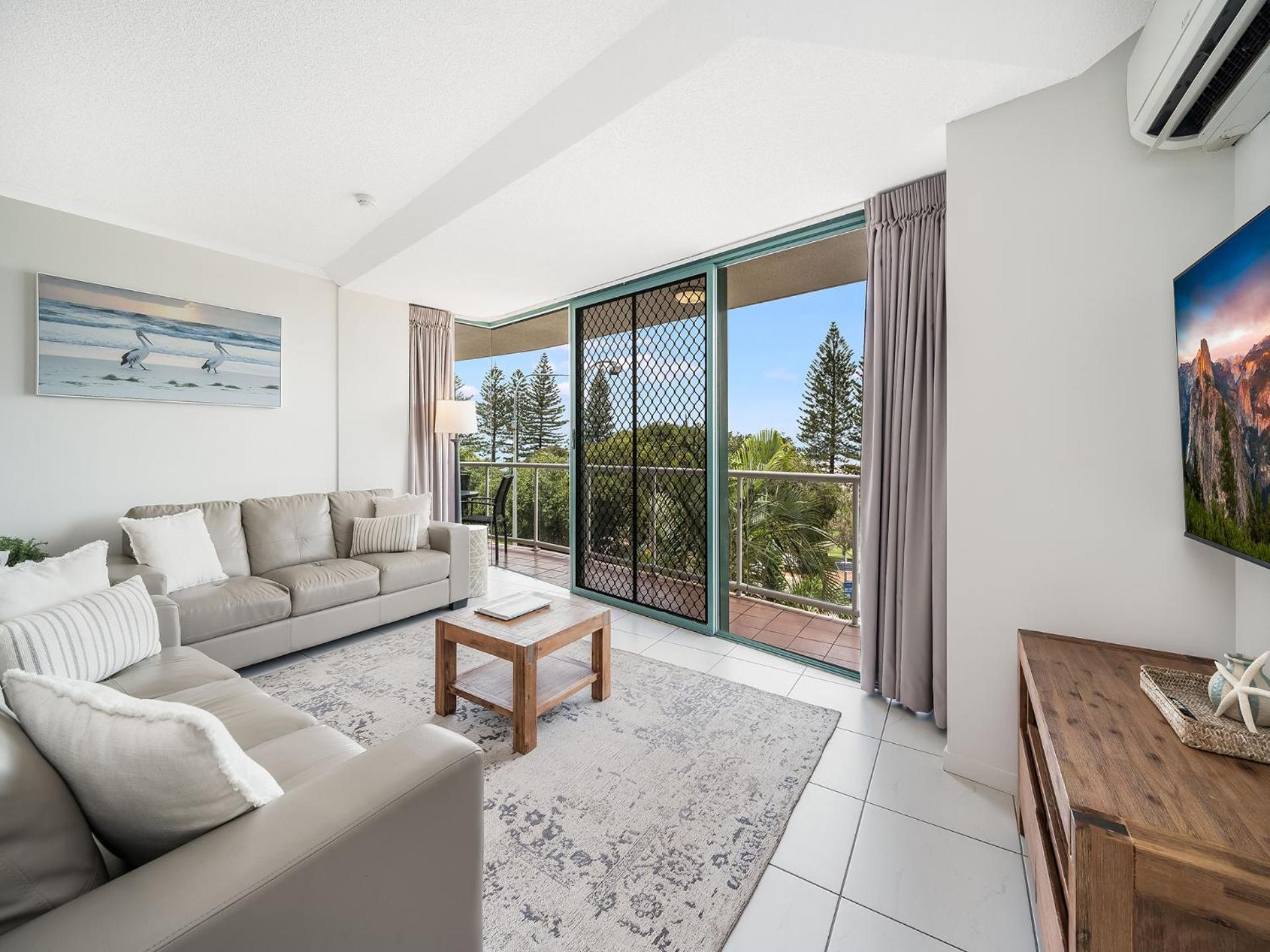 Aparthotel Waterview 4*