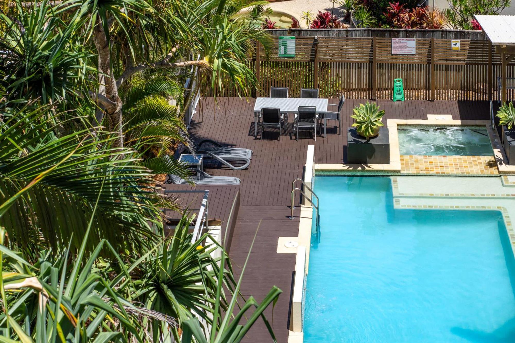Apartment Seaside Serenity - Ocean Views Caloundra
