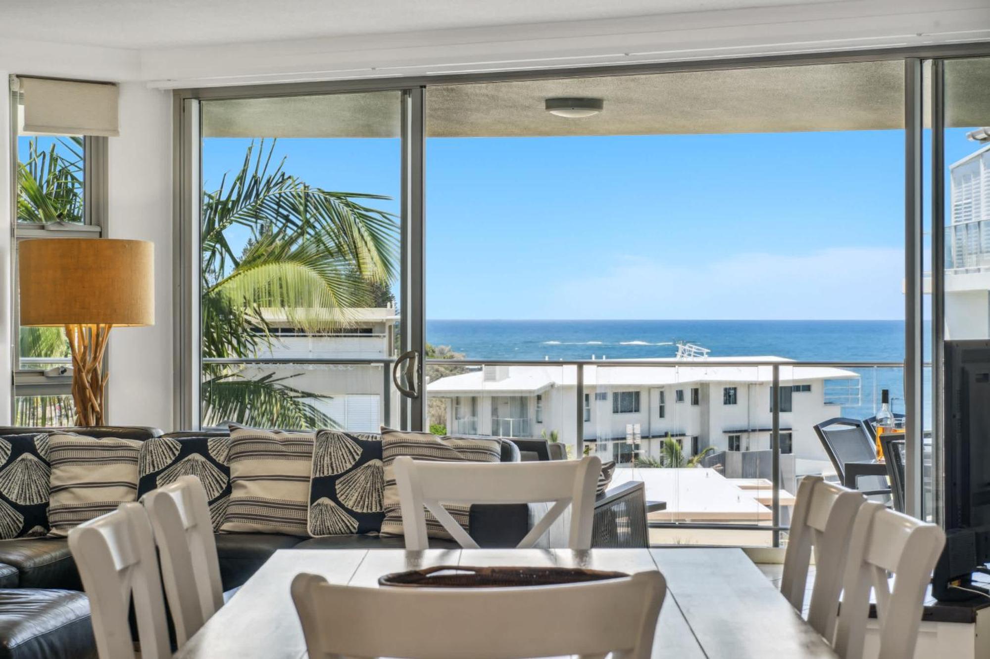Seaside Serenity - Ocean Views Apartment Caloundra