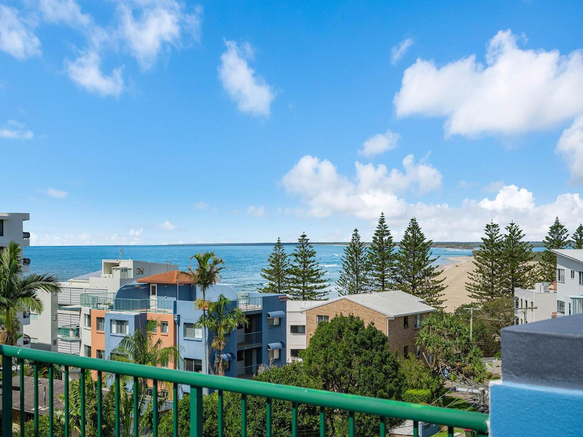 Beachcove Unit 7 * Caloundra