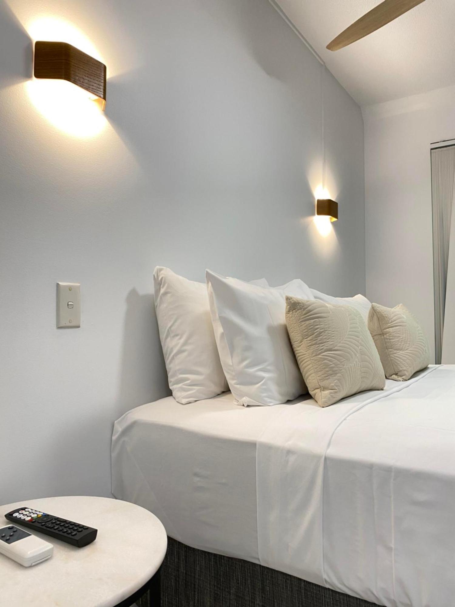 Raintrees Moffat Beach Aparthotel
