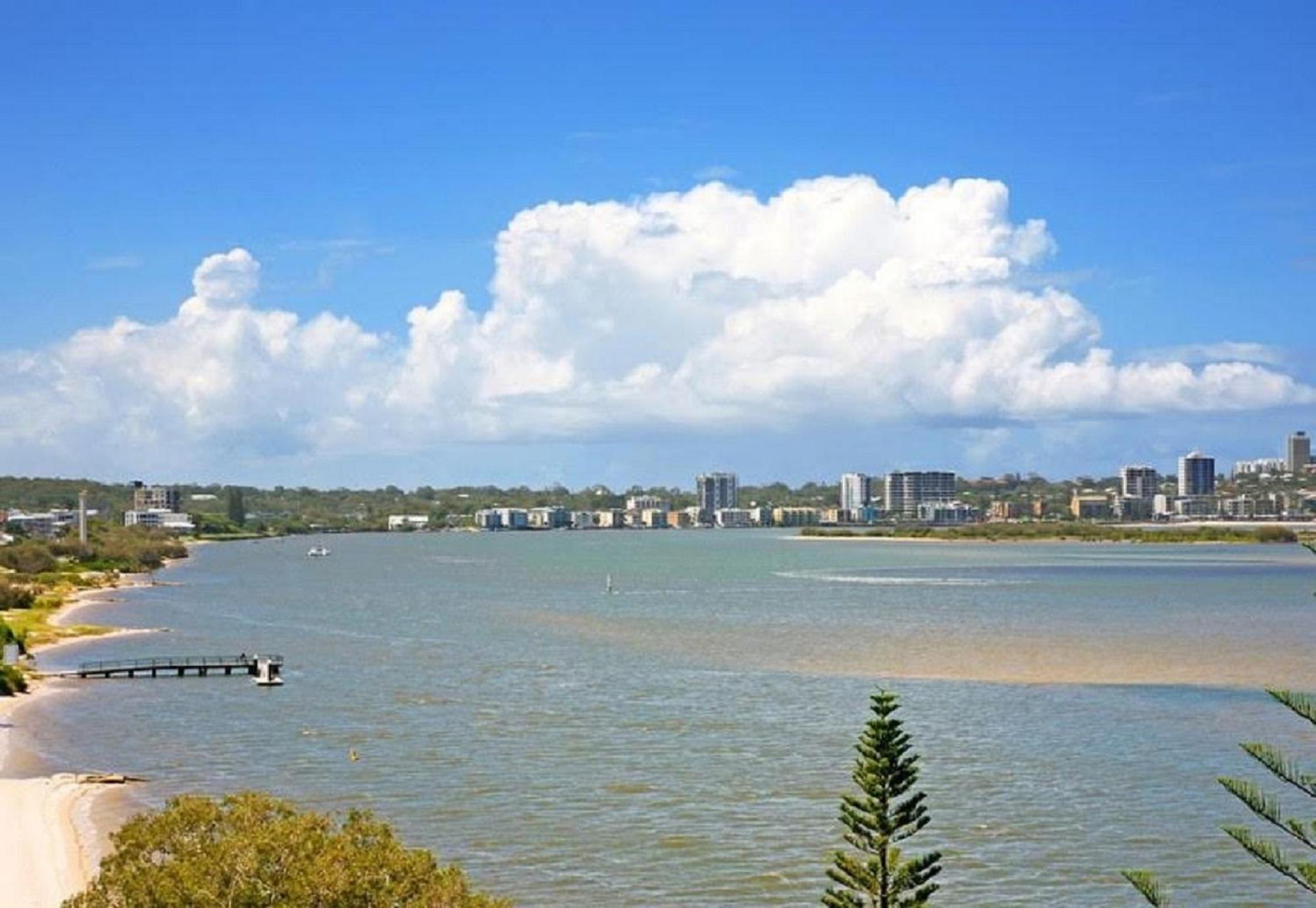 Apartment Just Perfect With Ocean Views Caloundra