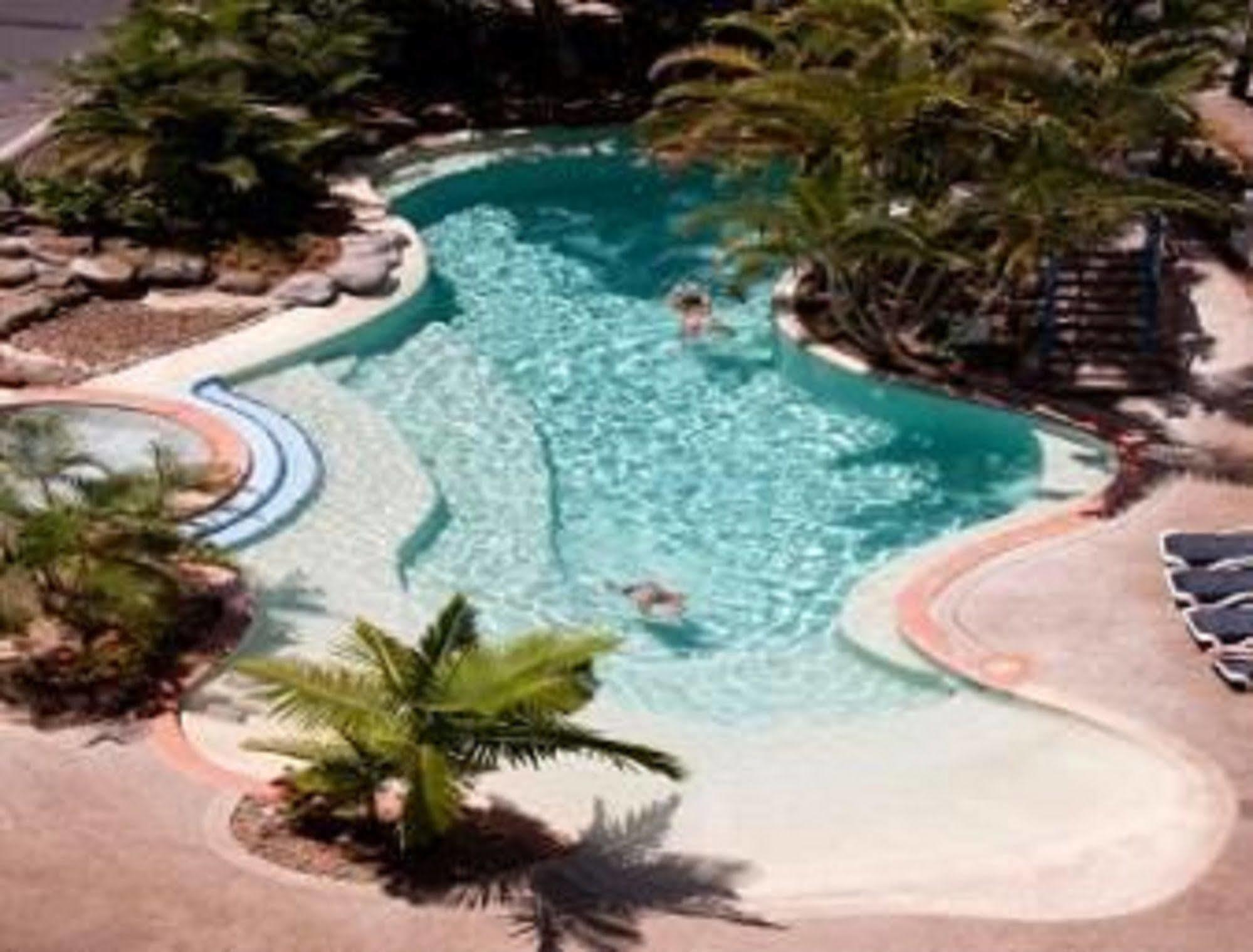 Resort Ramada By Wyndham Golden