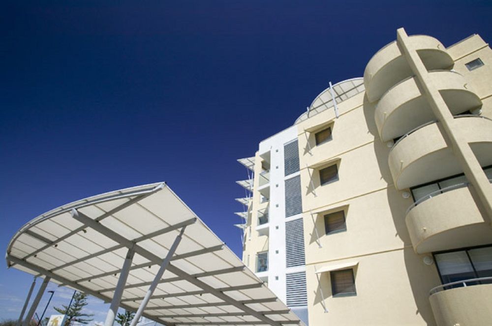 Ultiqa Shearwater Hotel