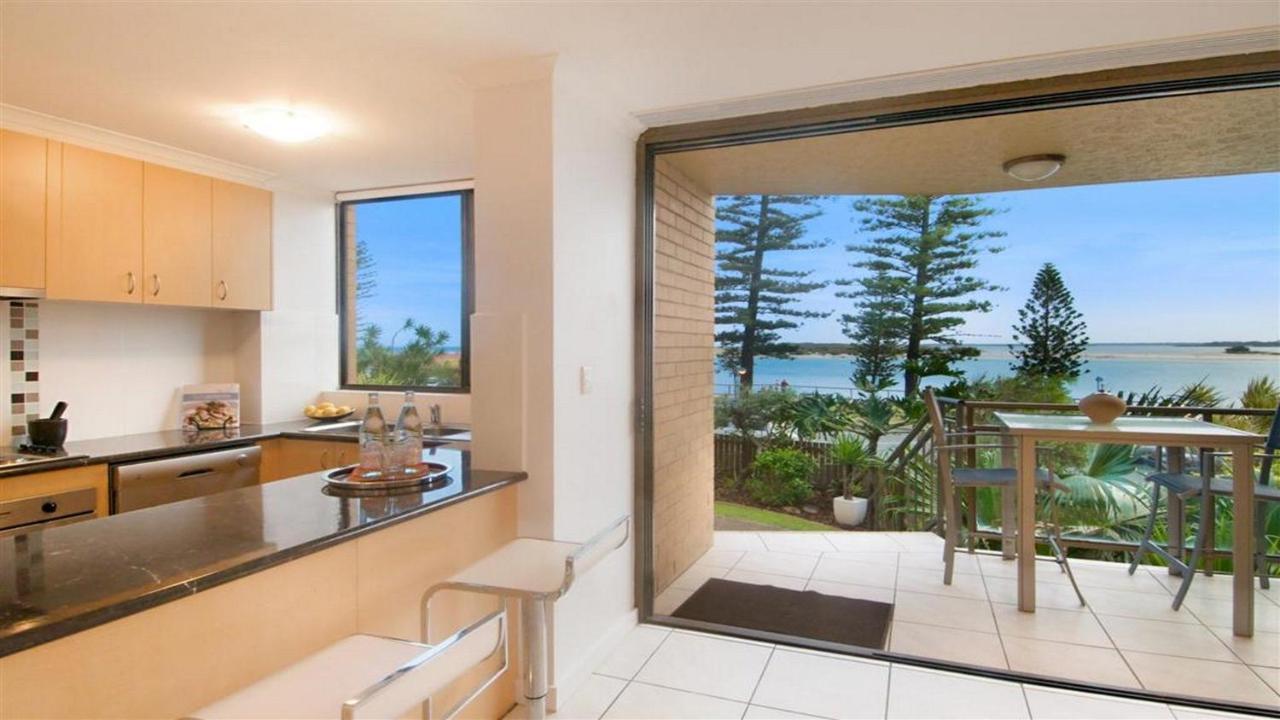 Allamanda U2 Awesome Location Apartment