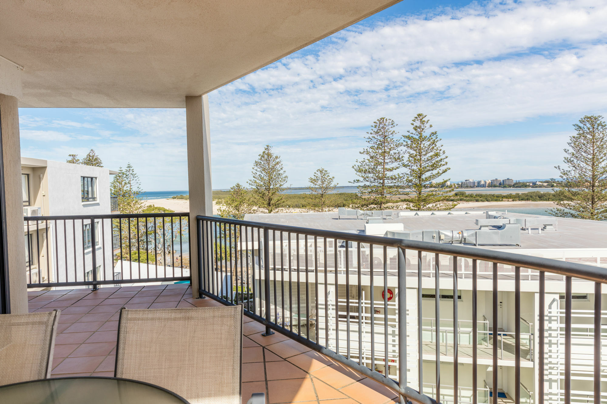 Belaire Place 3*