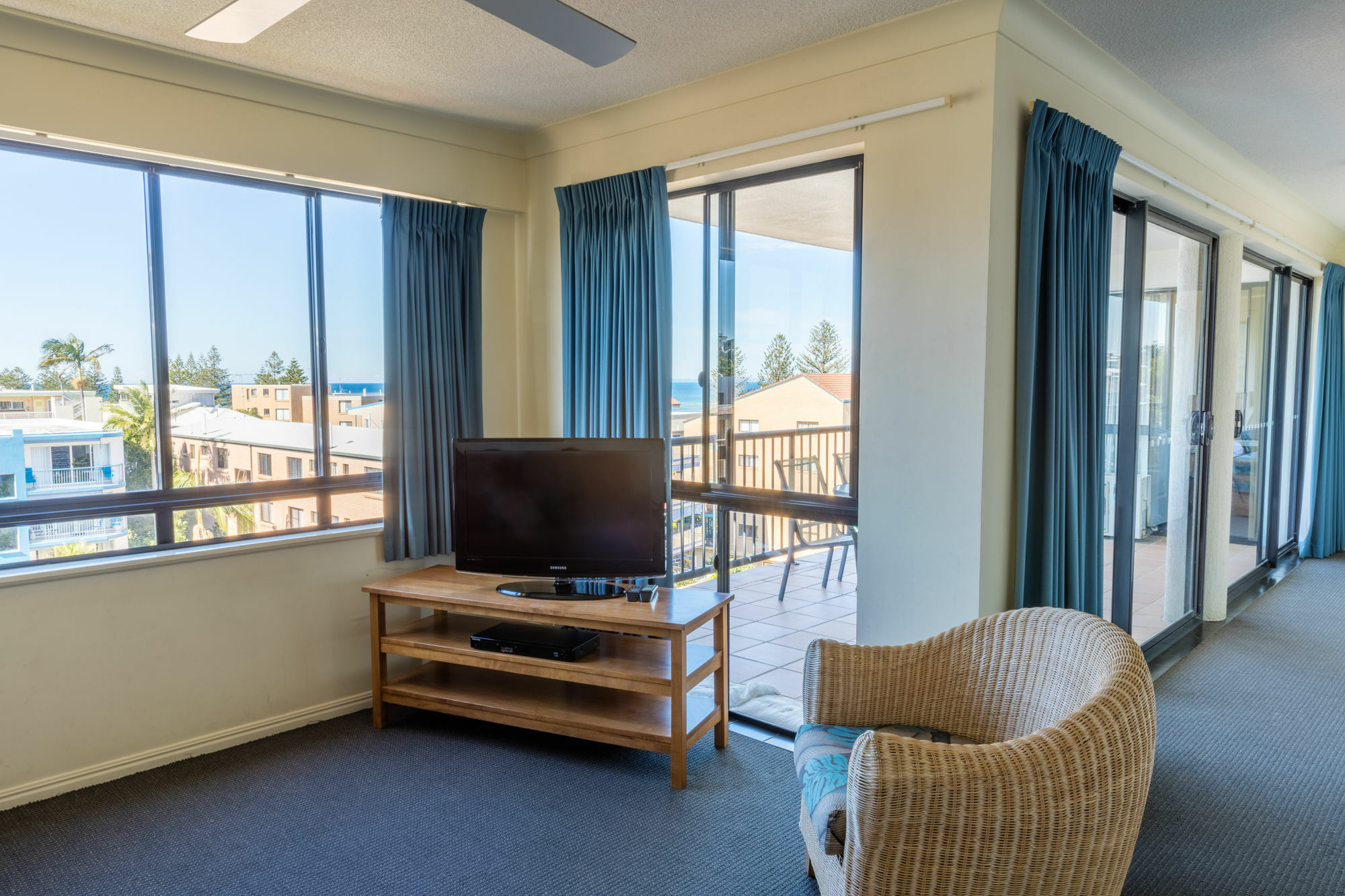 Belaire Place Aparthotel 3*