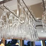 Caloundra Central Apartment Hotel Official