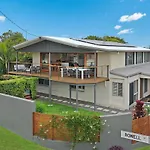 1 Rowell Street Battery Hill Qld