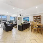 1 Rowell Street Battery Hill Qld