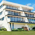 Wickham Point Unit 6 Kings Beach Qld