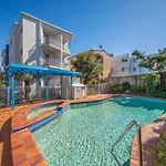 Boardwalk Apartments Unit 3 Bulcock Beach Qld