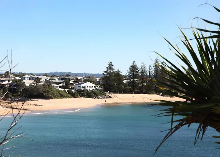 Beach House @ Moffat