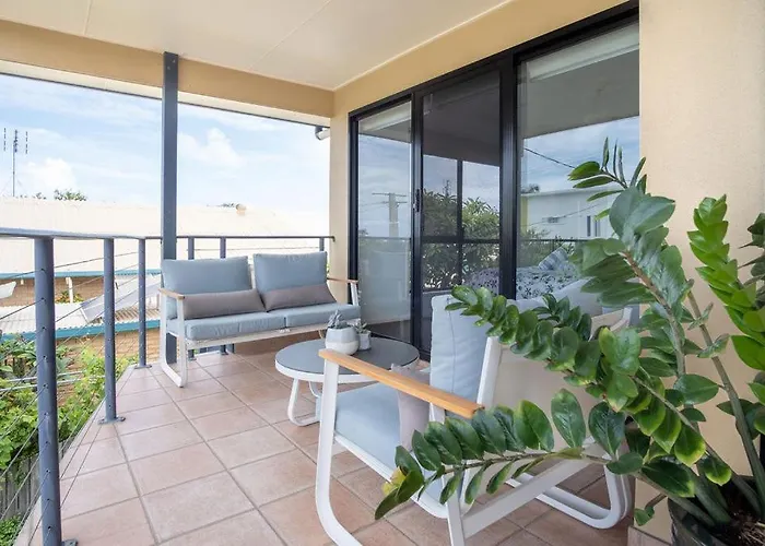 Stones Throw To Shelly Beach, Pet Friendly!