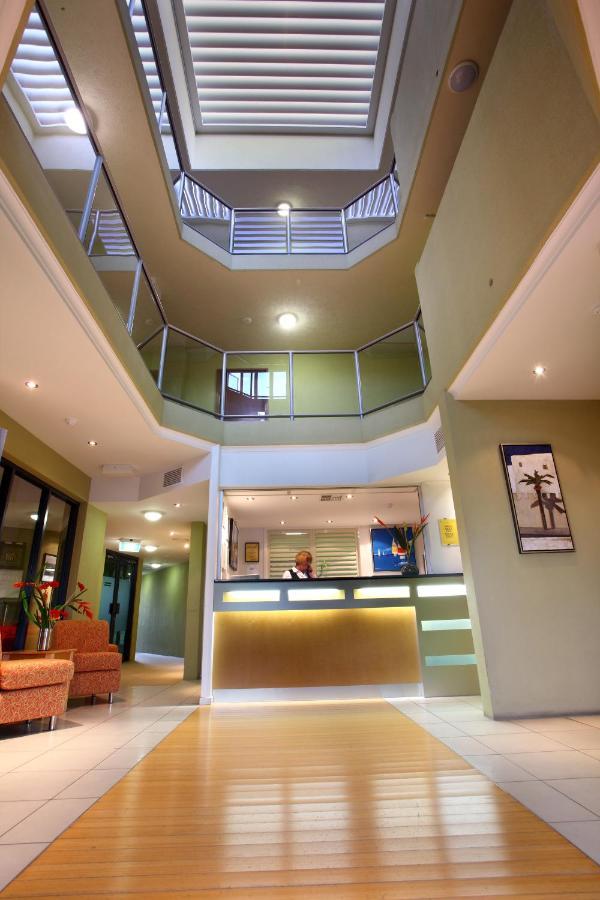 Aparthotel Official 4*