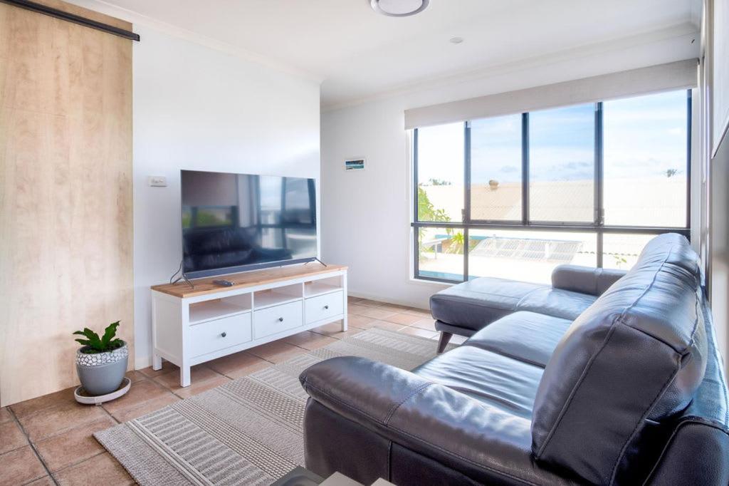 Stones Throw To Shelly Beach, Pet Friendly! *