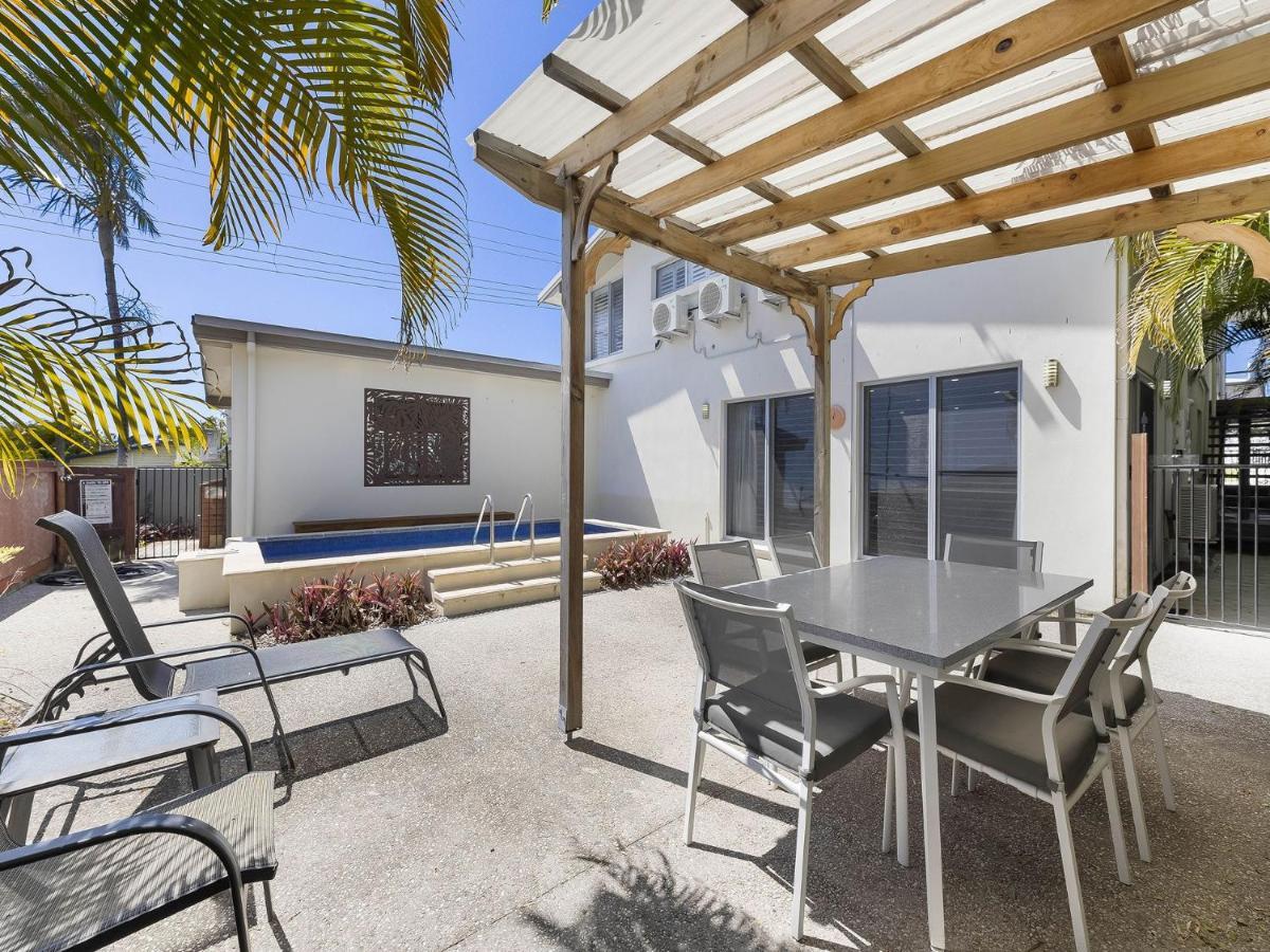 Holiday home 1 Rowell Street Battery Hill Qld Caloundra