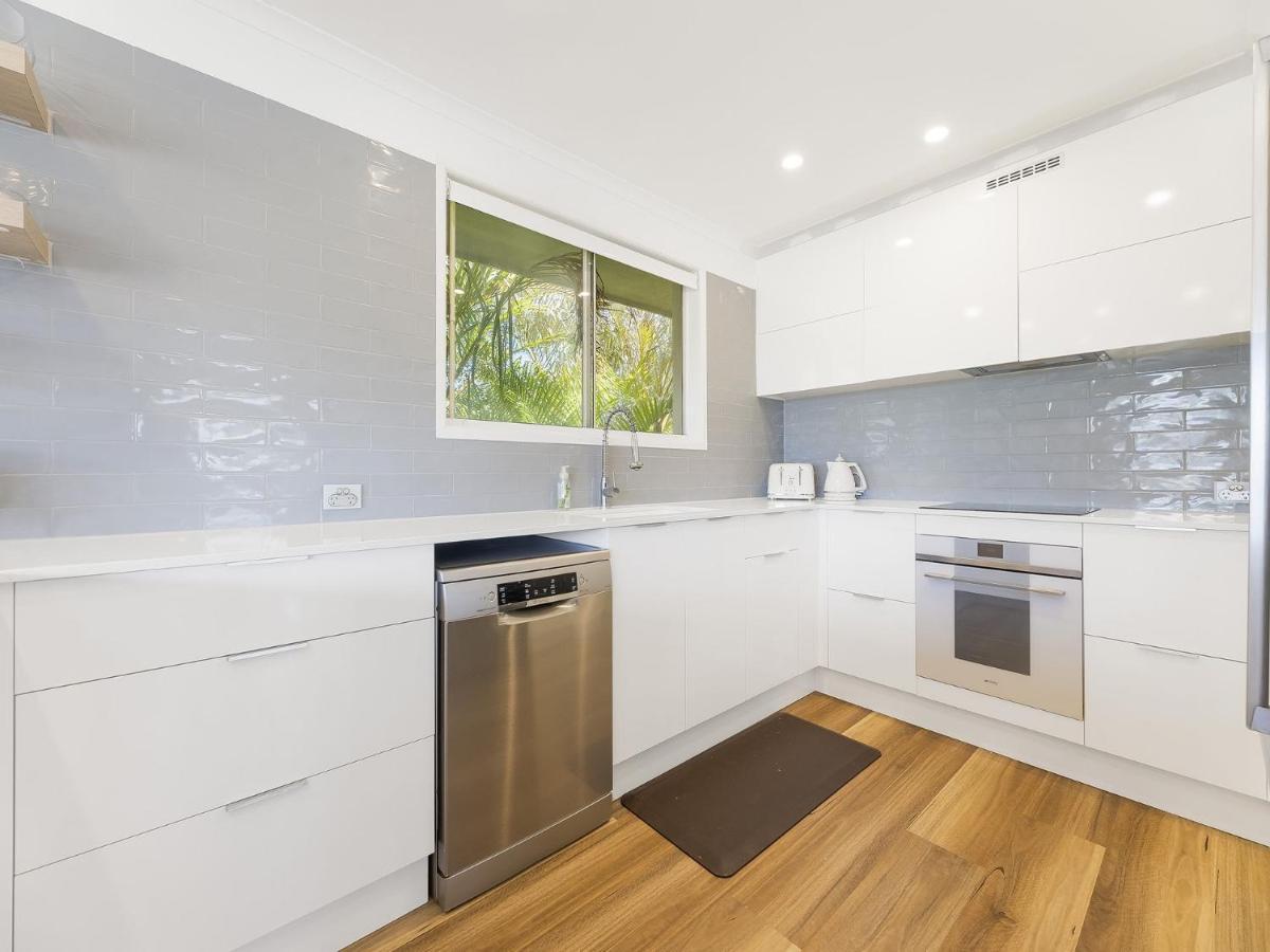 1 Rowell Street Battery Hill Qld Holiday home