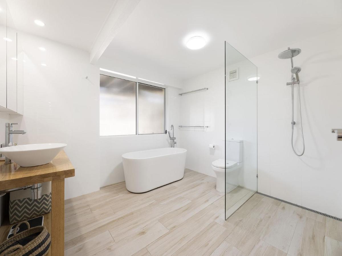 1 Rowell Street Battery Hill Qld Holiday home *