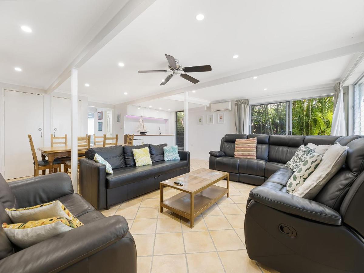 1 Rowell Street Battery Hill Qld Holiday home *