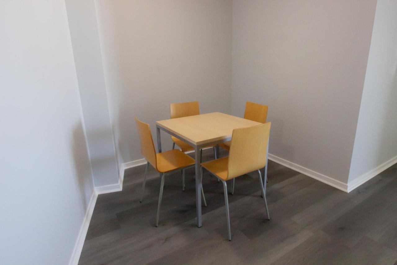 Official Aparthotel 4*