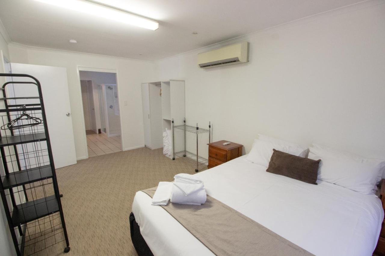 Aparthotel Official