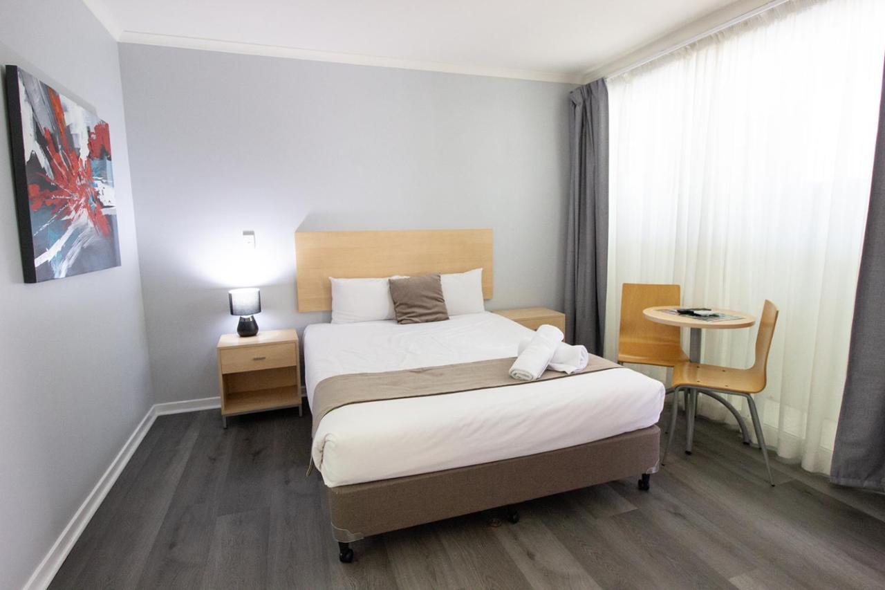Official 4* Caloundra