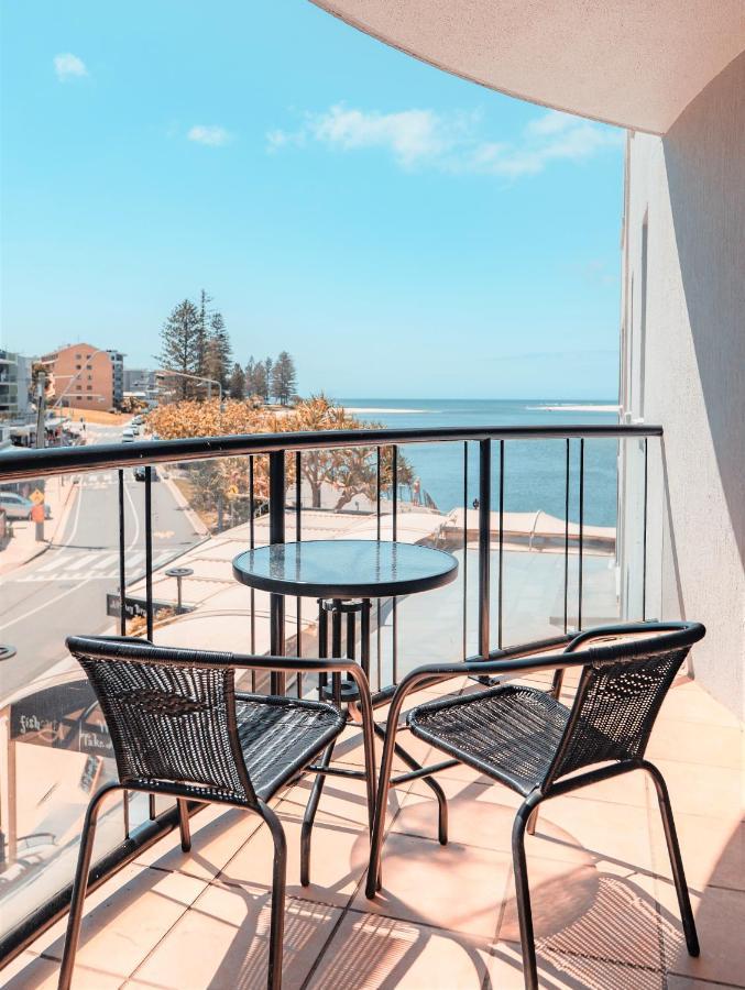 La Promenade Aparthotel