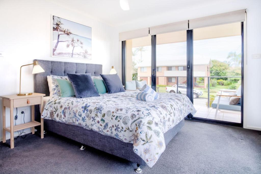 Stones Throw To Shelly Beach, Pet Friendly! *