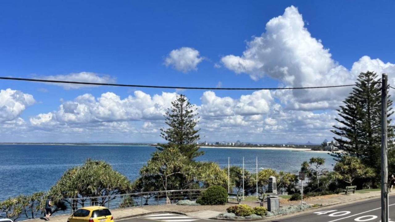 Waterfront, Excellent Ocean & Shipping Lane View Apartment *