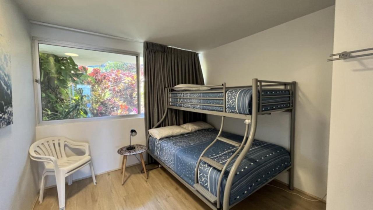 Waterfront, Excellent Ocean & Shipping Lane View Apartment Caloundra