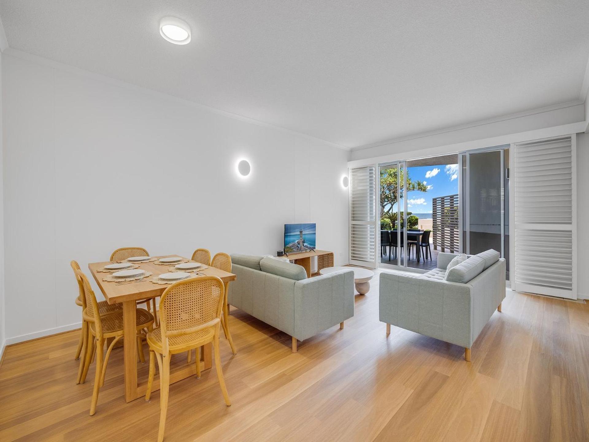 Pandanus Court Unit 3 Kings Beach Qld Apartment *