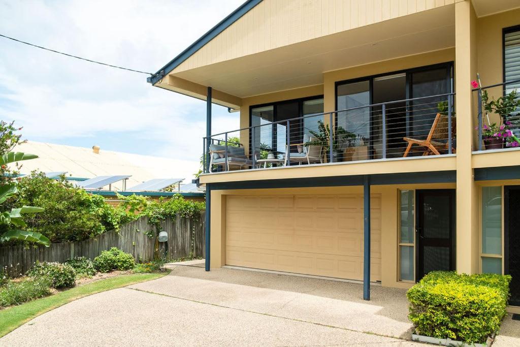 Stones Throw To Shelly Beach, Pet Friendly! Holiday home