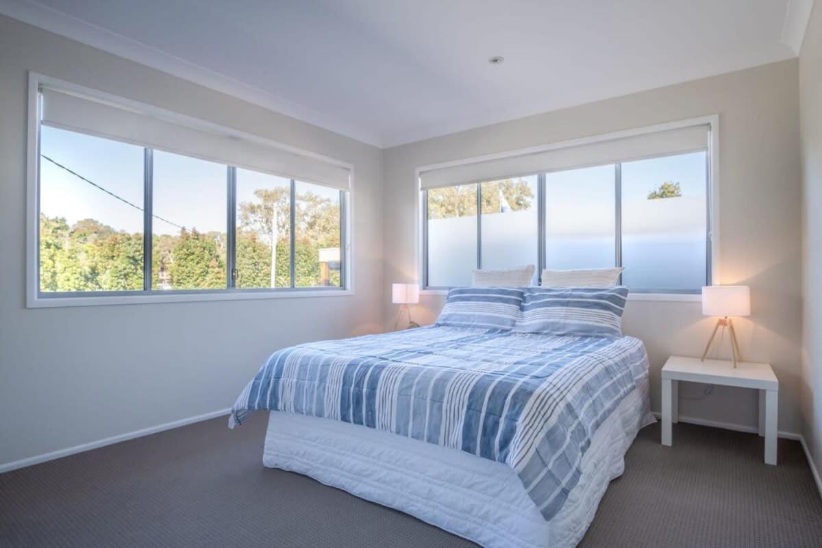 Moffat Beach, Large Families & Friends Unite Here! Holiday home