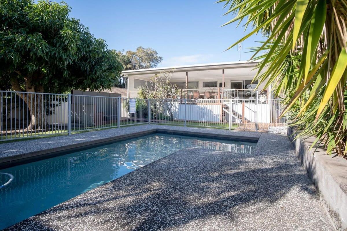 Holiday home Moffat Beach, Large Families & Friends Unite Here! Caloundra