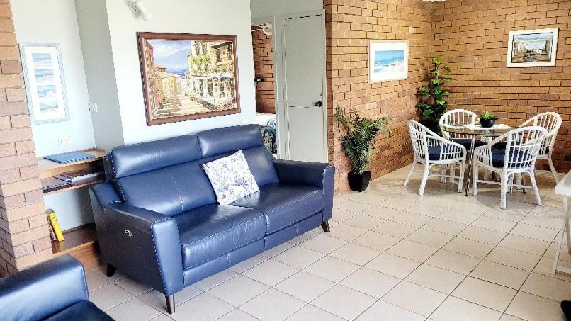 Joanne Caloundra