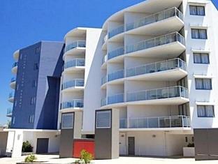 Ocean Views 4*